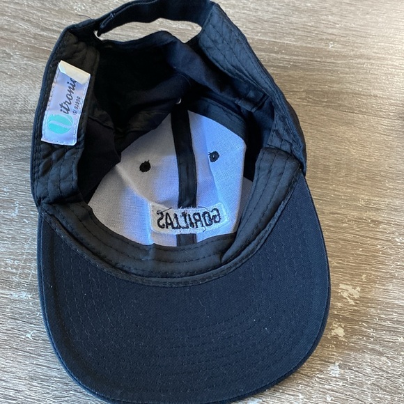 Gorillas 🦍 Grocery Delivery Baseball Cap Unisex - Picture 3 of 6